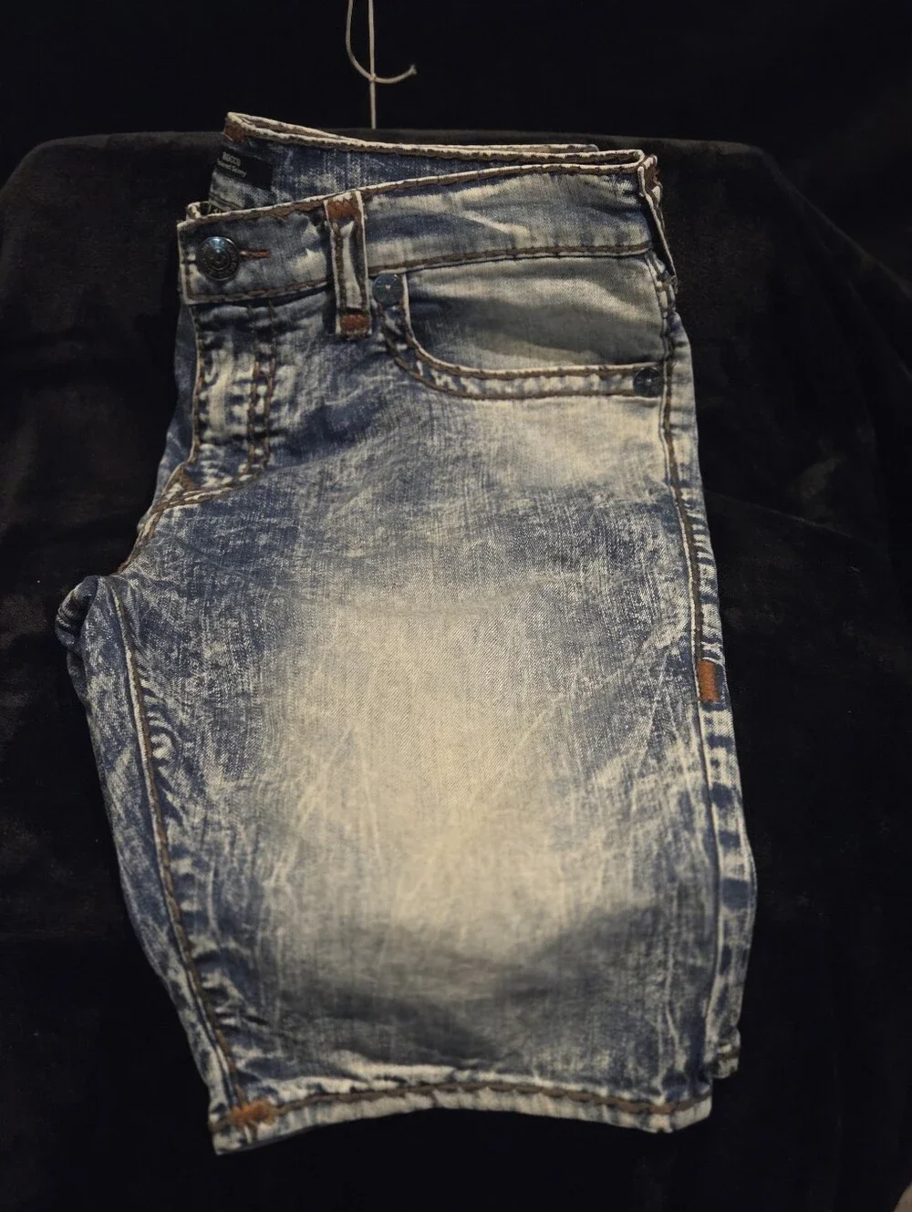 TitleTrue Religion Rocco Relaxed Skinny Denim Shorts - Acid Wash Big T Stitchin